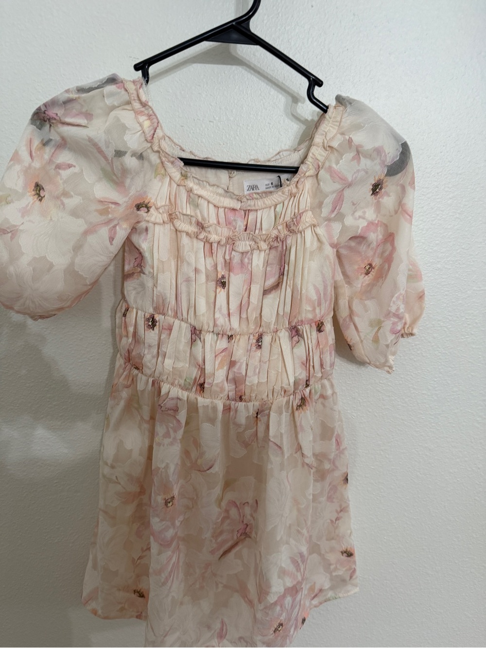 Zara Girls Cream and Light Pink Floral Puff-Sleeve Dress